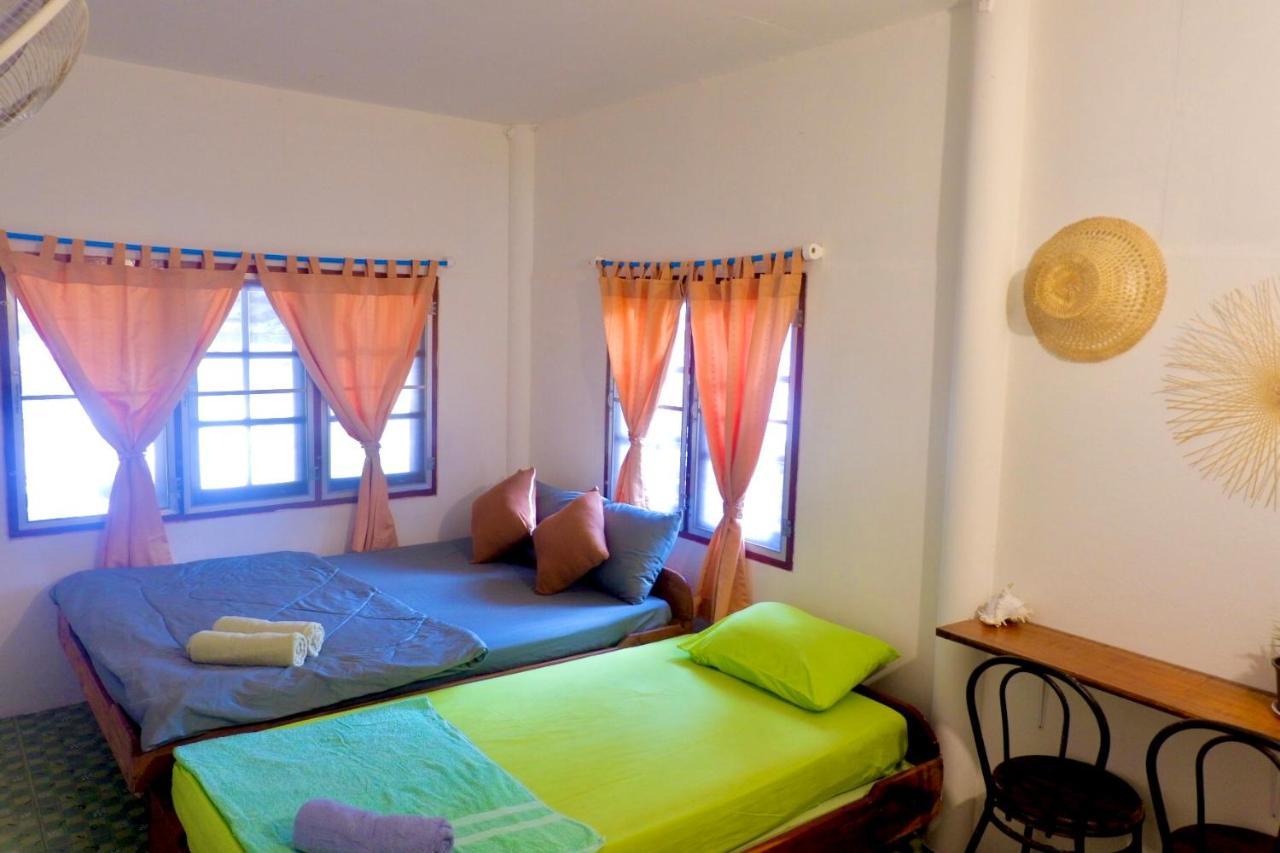 Lungkluay Homestay Ko Kut Екстериор снимка