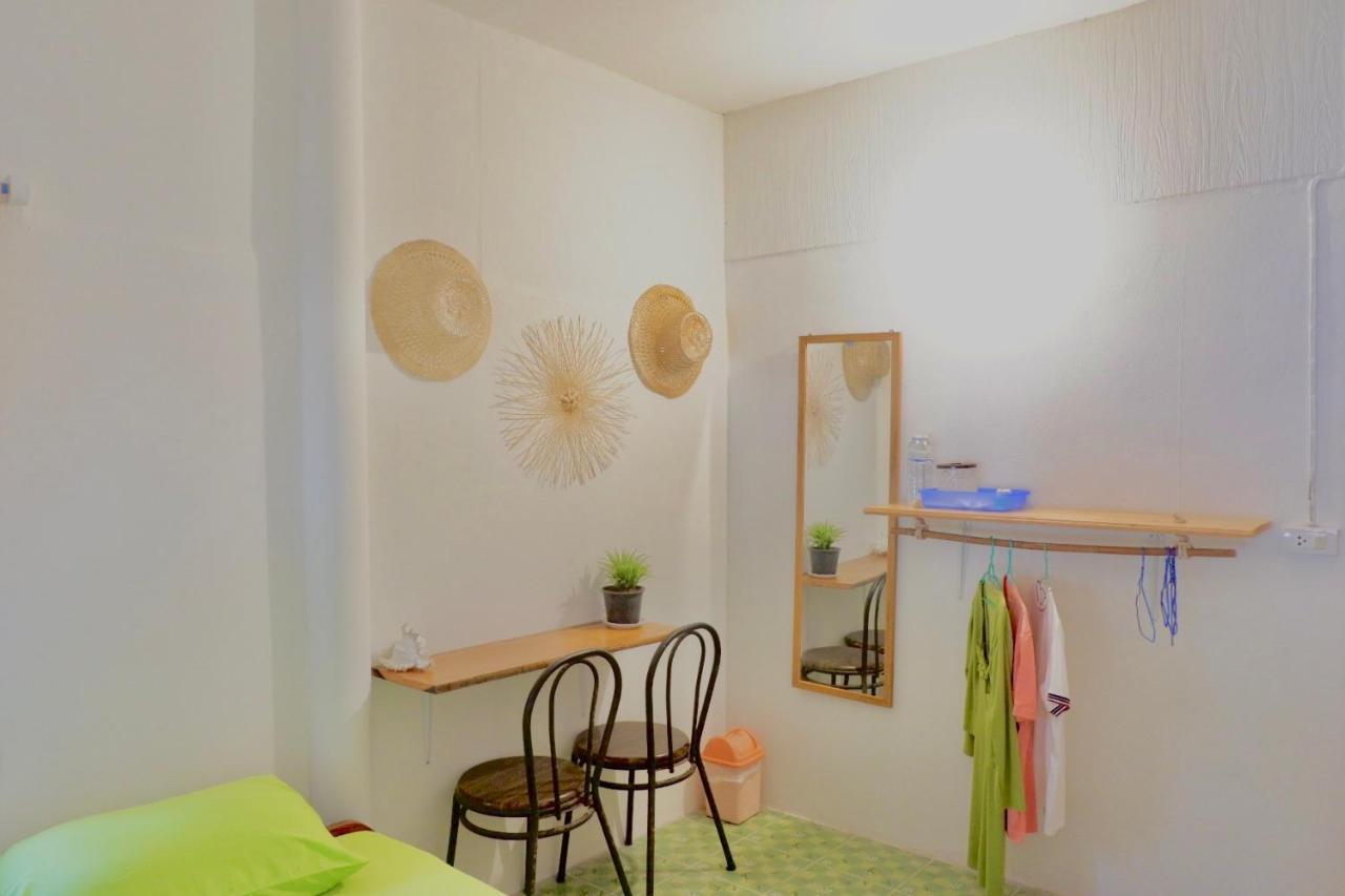 Lungkluay Homestay Ko Kut Екстериор снимка