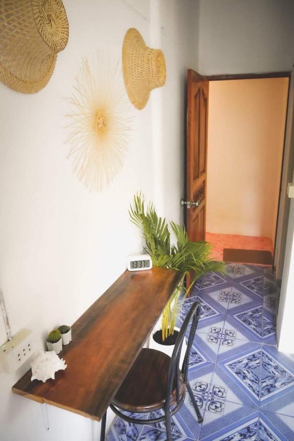Lungkluay Homestay Ko Kut Екстериор снимка