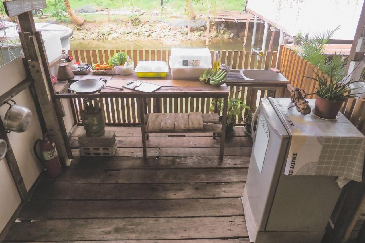 Lungkluay Homestay Ko Kut Екстериор снимка