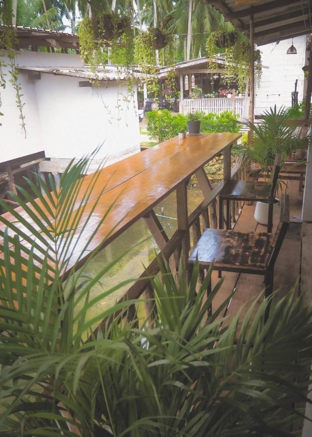 Lungkluay Homestay Ko Kut Екстериор снимка