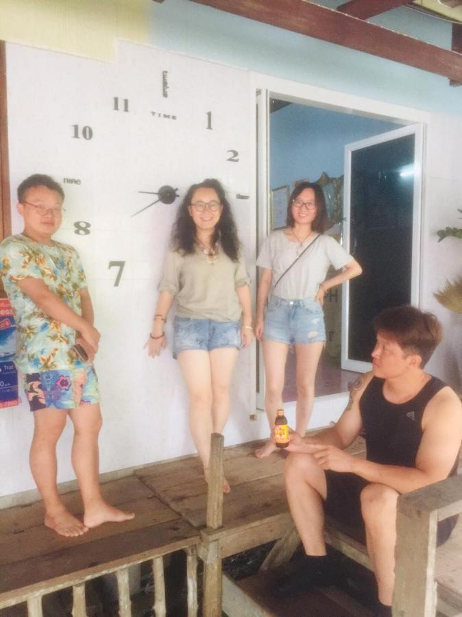 Lungkluay Homestay Ko Kut Екстериор снимка